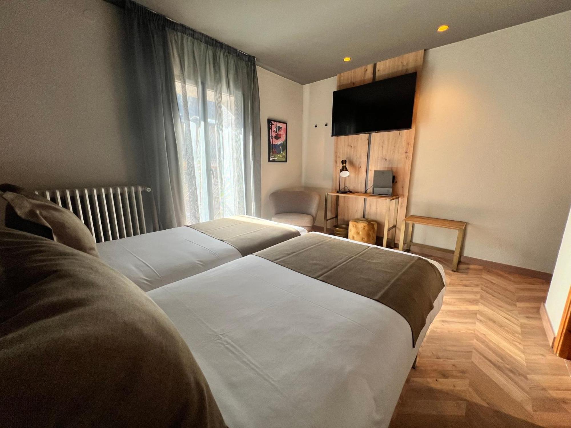 Hotel Yomo Petit Paris Encamp Exteriér fotografie