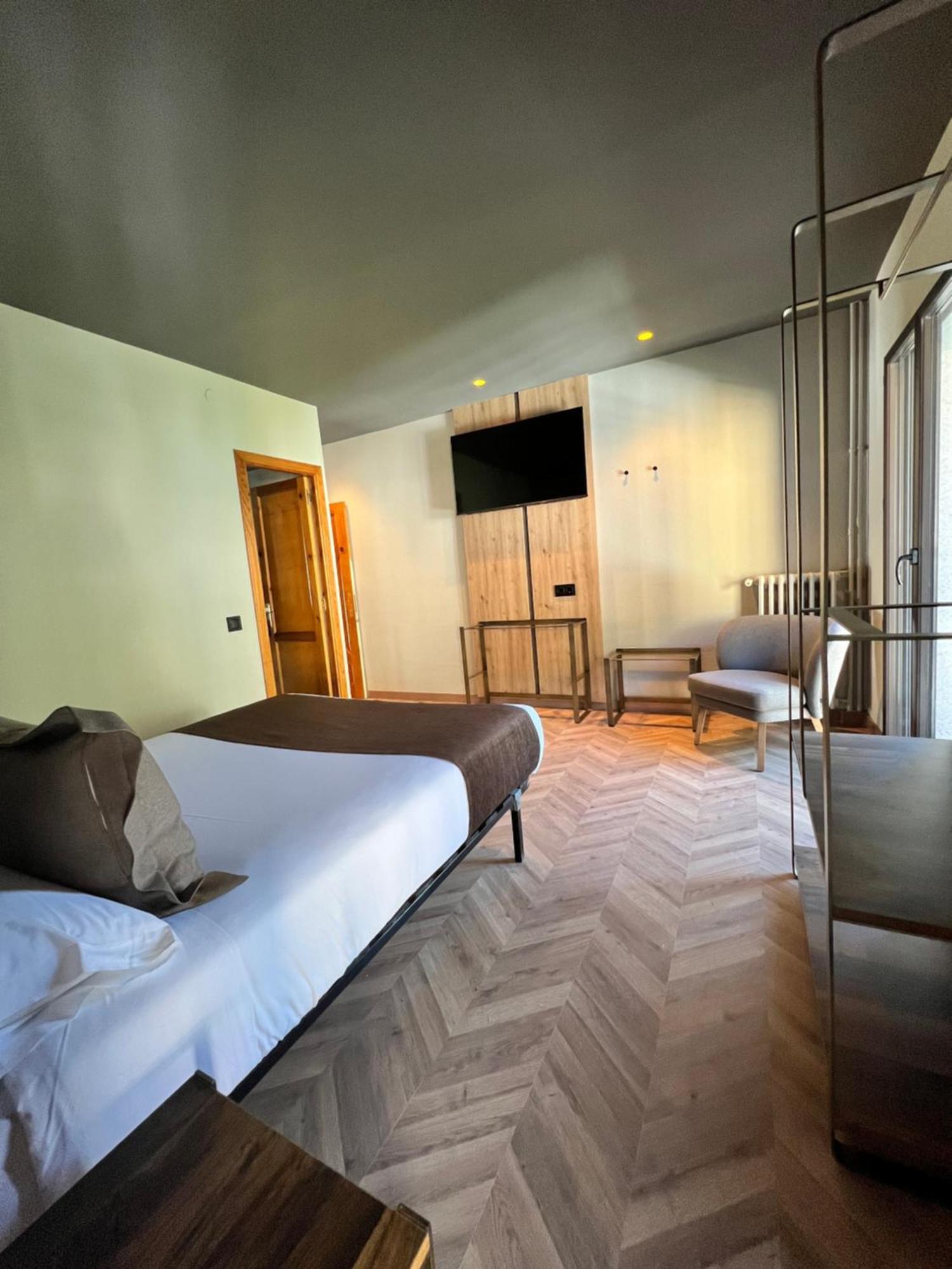 Hotel Yomo Petit Paris Encamp Exteriér fotografie